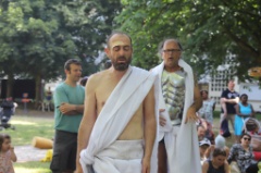 Le Yogi Parc 23 * 6240 x 4160 * (6.36MB)